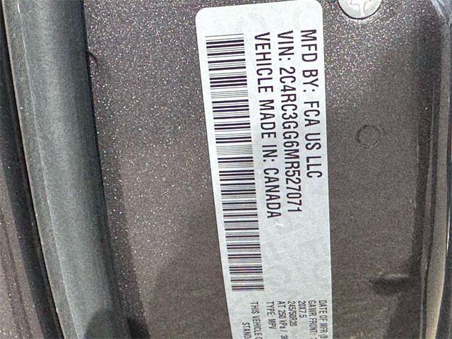 used 2021 Chrysler Pacifica car, priced at $28,995