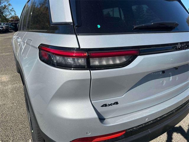 new 2025 Jeep Grand Cherokee car, priced at $49,335