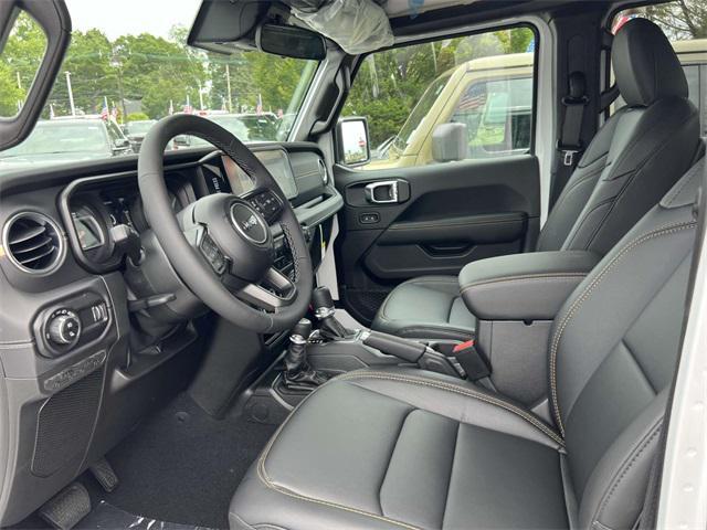 new 2025 Jeep Gladiator car, priced at $43,287