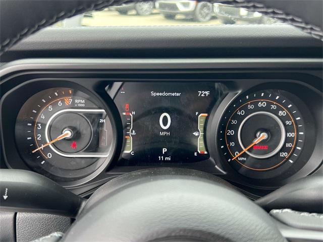 new 2025 Jeep Gladiator car, priced at $43,287