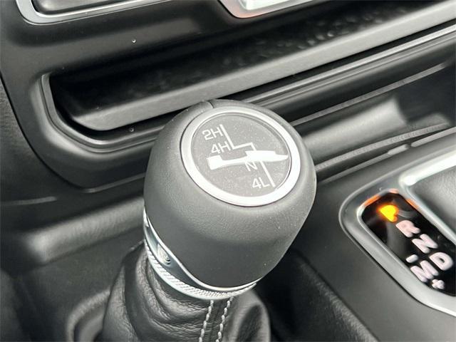 new 2025 Jeep Gladiator car, priced at $43,287