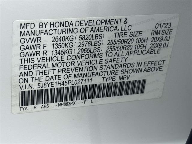 used 2023 Acura MDX car, priced at $41,299