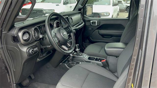 used 2022 Jeep Wrangler Unlimited car, priced at $33,990