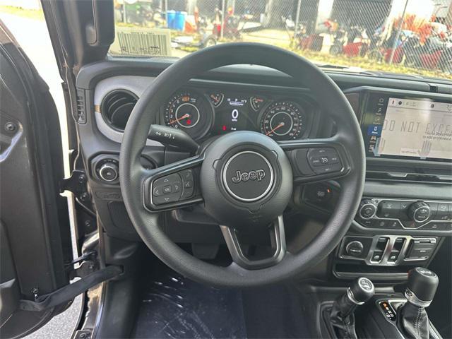 new 2025 Jeep Wrangler car, priced at $32,958