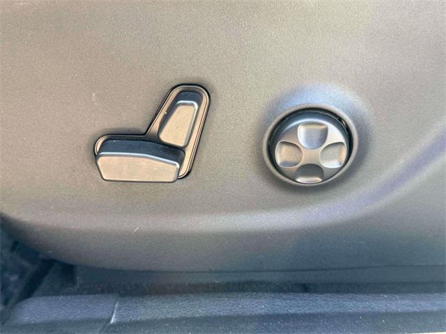 used 2021 Jeep Cherokee car, priced at $23,995