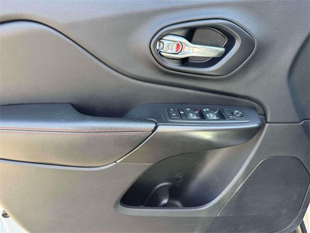 used 2021 Jeep Cherokee car, priced at $23,995