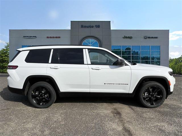 new 2025 Jeep Grand Cherokee L car, priced at $42,680