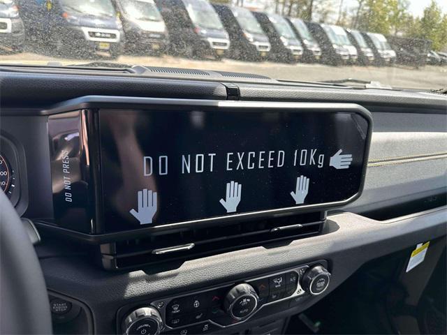 new 2025 Jeep Wrangler car, priced at $50,285