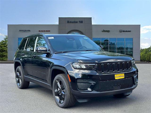 new 2025 Jeep Grand Cherokee car, priced at $48,175