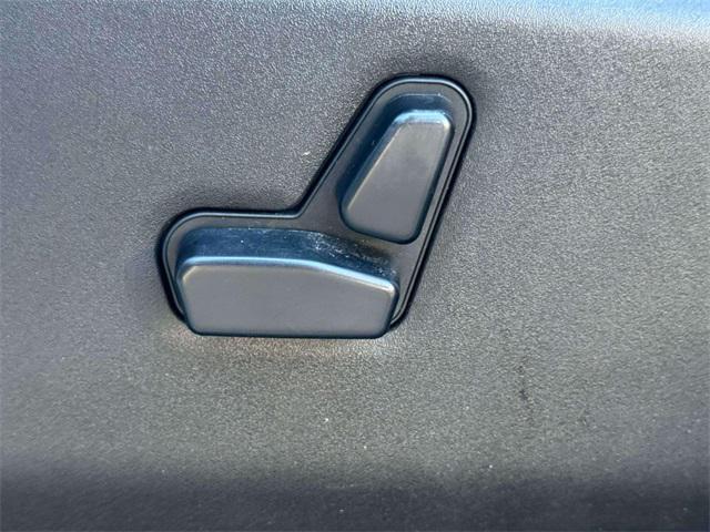 used 2018 Jeep Grand Cherokee car, priced at $16,995