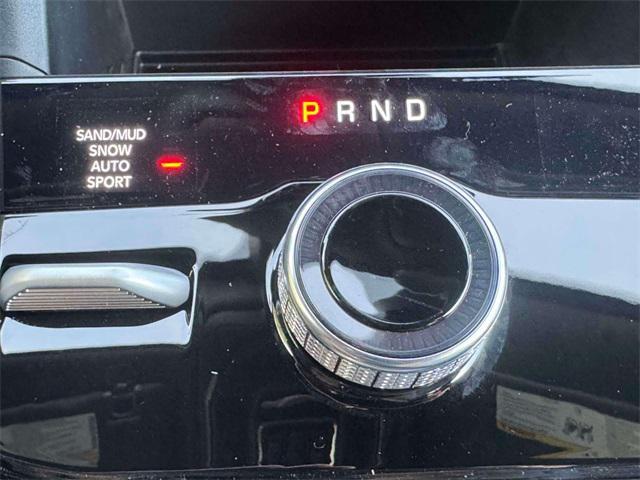 new 2025 Jeep Grand Cherokee car, priced at $50,660