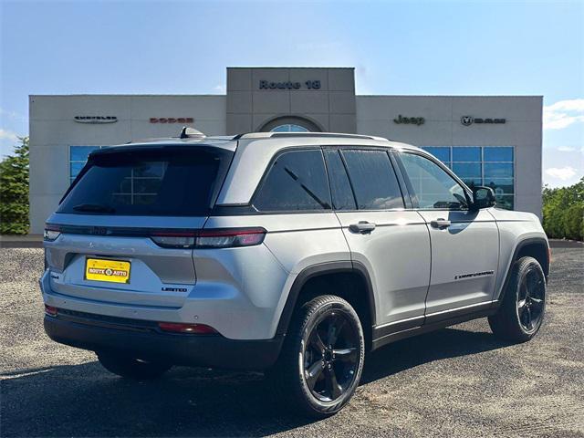 new 2024 Jeep Grand Cherokee car, priced at $43,615