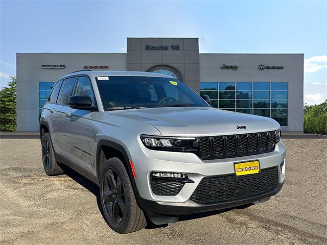 new 2024 Jeep Grand Cherokee car, priced at $43,615