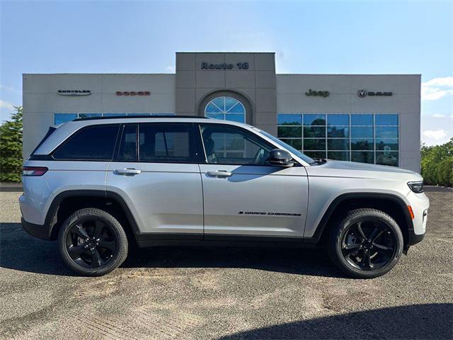 new 2024 Jeep Grand Cherokee car, priced at $43,615