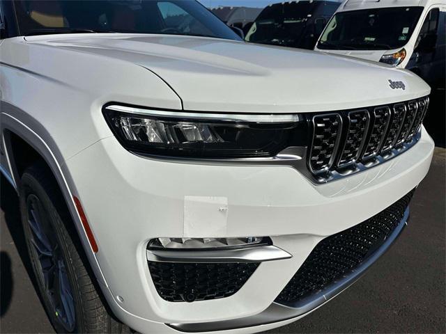 new 2025 Jeep Grand Cherokee car, priced at $58,155