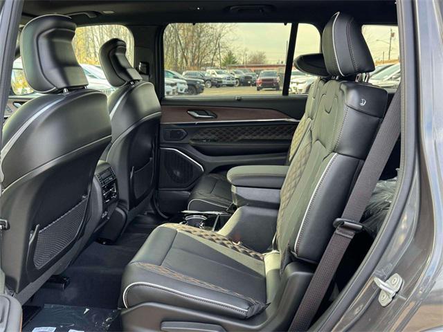 new 2025 Jeep Grand Cherokee L car, priced at $64,180