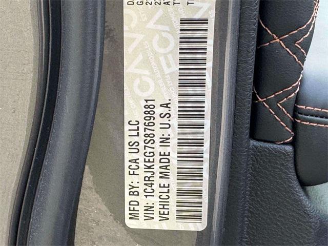 new 2025 Jeep Grand Cherokee L car, priced at $64,180