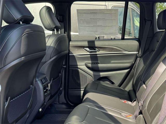 new 2025 Jeep Grand Cherokee car, priced at $50,760