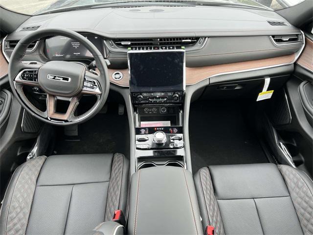 new 2025 Jeep Grand Cherokee L car, priced at $64,180