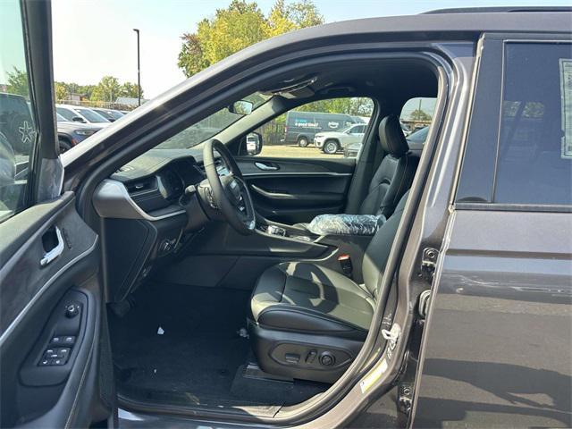 new 2025 Jeep Grand Cherokee L car, priced at $49,820