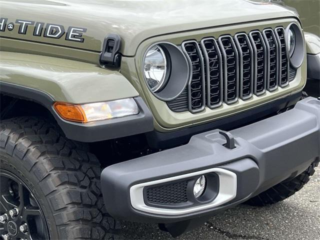 new 2025 Jeep Gladiator car, priced at $43,882