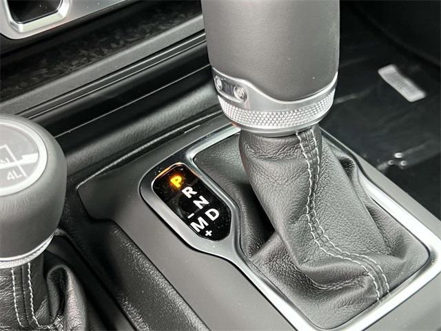 new 2025 Jeep Gladiator car, priced at $43,882