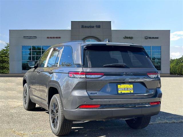 new 2025 Jeep Grand Cherokee car, priced at $40,625