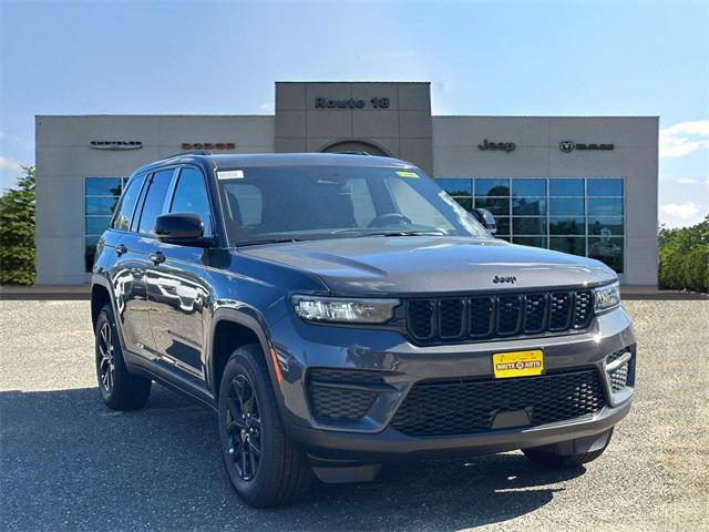 new 2025 Jeep Grand Cherokee car, priced at $40,625