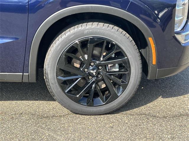 used 2022 Mitsubishi Outlander car, priced at $25,990