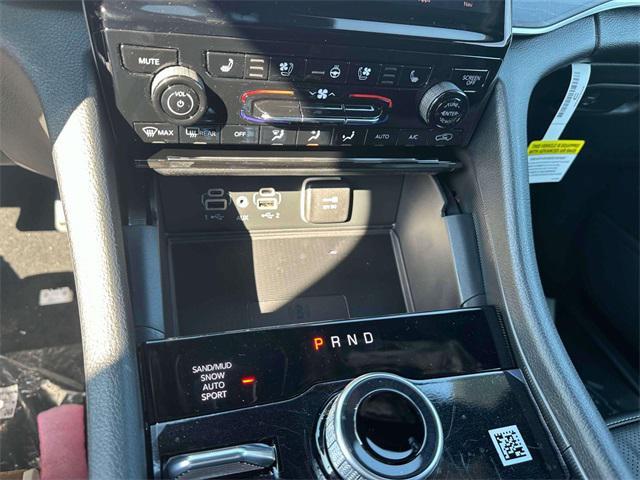 new 2025 Jeep Grand Cherokee car, priced at $49,051