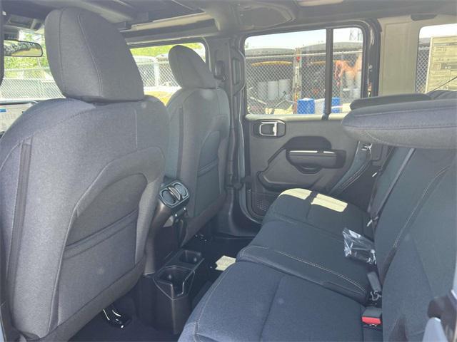 new 2025 Jeep Wrangler car, priced at $46,186