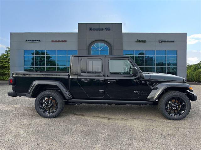 new 2025 Jeep Gladiator car, priced at $40,440