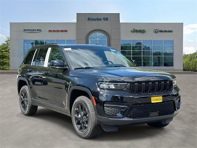 new 2025 Jeep Grand Cherokee car, priced at $44,330