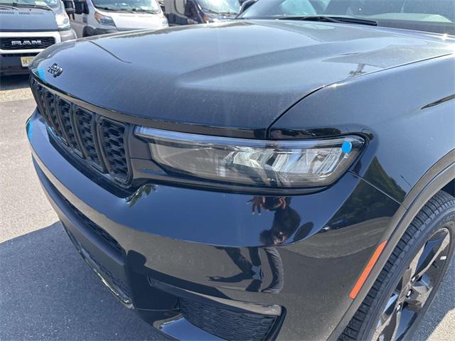 new 2025 Jeep Grand Cherokee L car, priced at $53,430