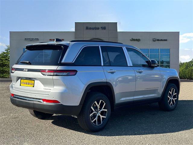 new 2025 Jeep Grand Cherokee car, priced at $40,395