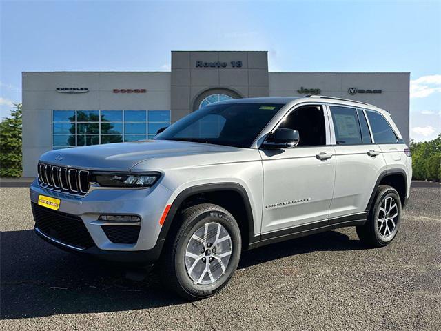 new 2025 Jeep Grand Cherokee car, priced at $40,395