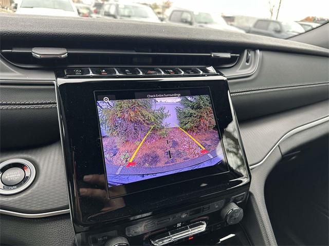 new 2025 Jeep Grand Cherokee car, priced at $46,400