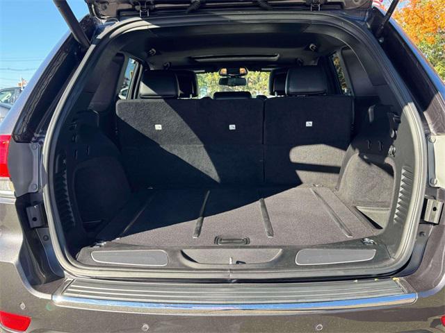 used 2015 Jeep Grand Cherokee car, priced at $12,995