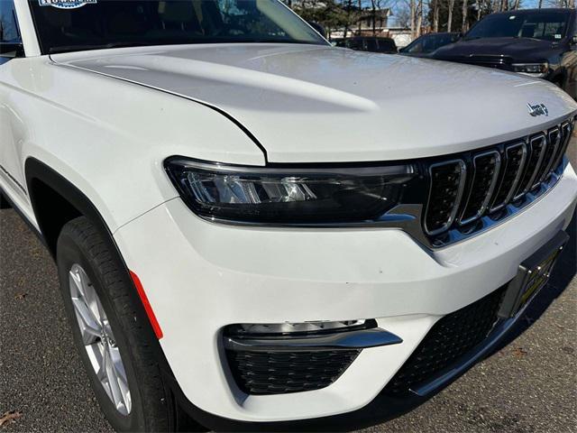 used 2022 Jeep Grand Cherokee car, priced at $33,000