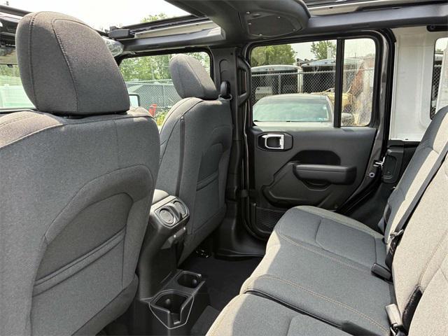 new 2025 Jeep Wrangler car, priced at $46,785