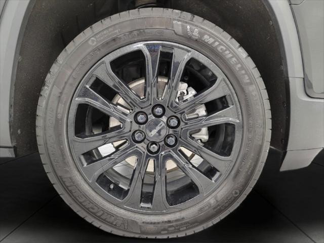 used 2023 GMC Acadia car, priced at $32,204
