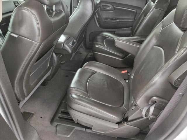 used 2009 Chevrolet Traverse car, priced at $10,526