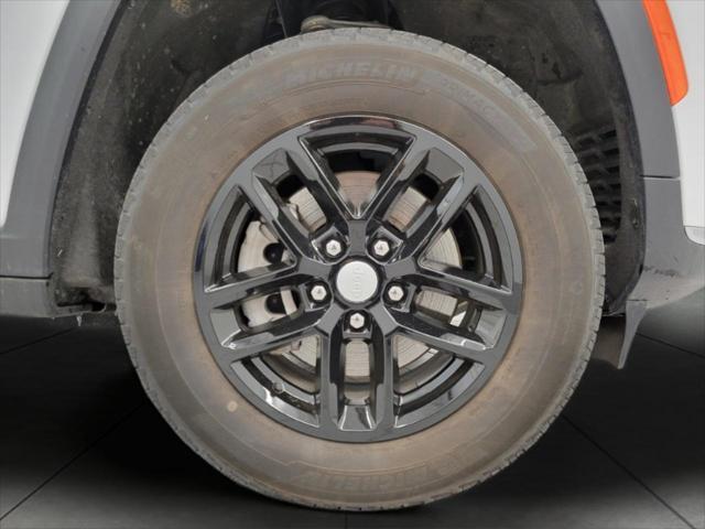 used 2023 Jeep Grand Cherokee L car, priced at $30,892