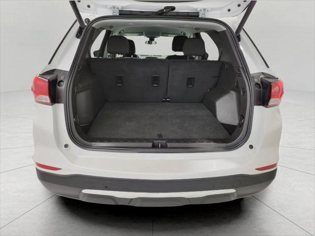 used 2024 Chevrolet Equinox car, priced at $25,520