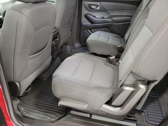 used 2023 Chevrolet Traverse car, priced at $32,999