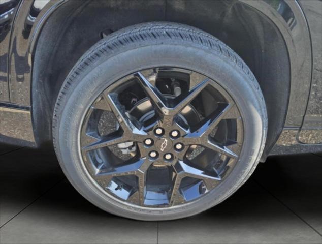 used 2024 Chevrolet Traverse car