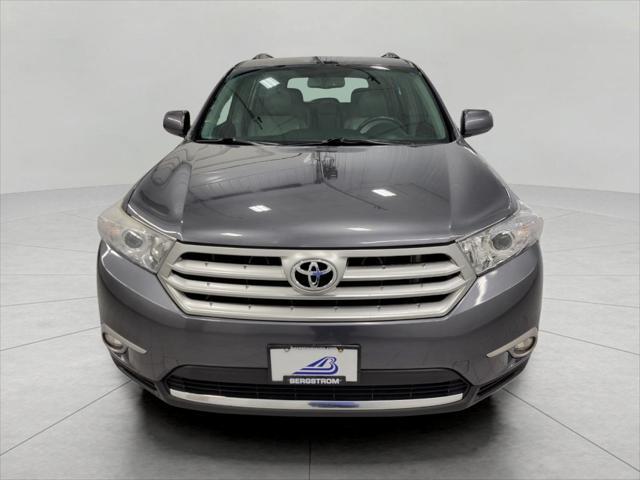 used 2013 Toyota Highlander car, priced at $11,369