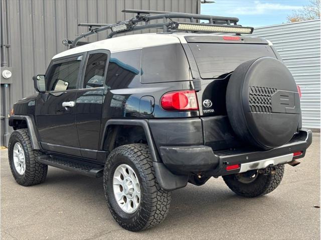 used 2007 Toyota FJ Cruiser car, priced at $20,990