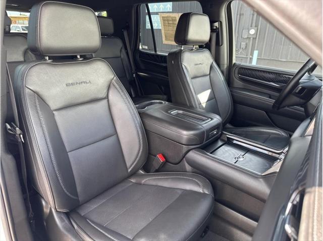 used 2023 GMC Yukon car, priced at $60,999
