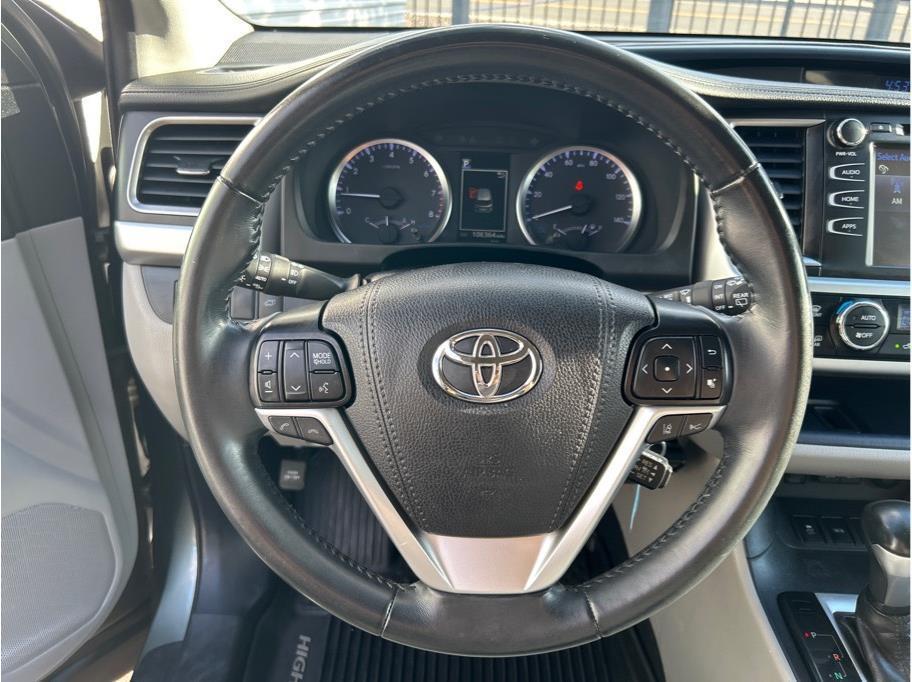 used 2019 Toyota Highlander car, priced at $20,990